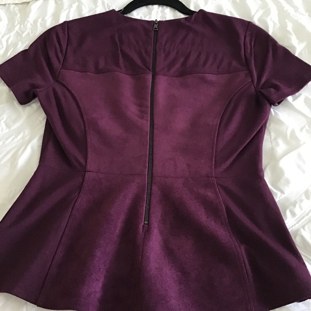 BCBG short sleeve suede trimmed top - Picture 5 of 5